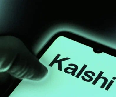Kalshi Warns Customers After CFTC Fines White House Official