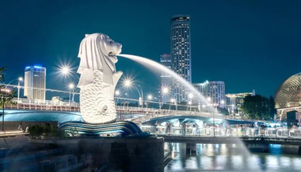 Standard Chartered launches institutional digital-asset custody in Singapore.
