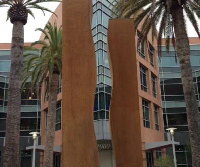 Google licenses custom chips to Oracle in shift away from exclusive cloud strategy